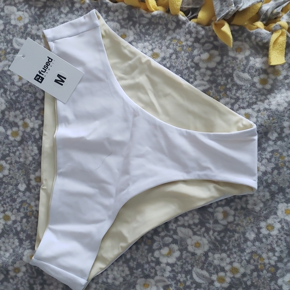 Swim bottoms - Picture 1 of 1